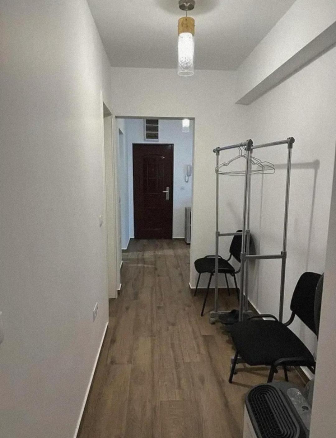 Republicii 7 Iris 98 Mp 3 Camere 3 Paturi 2 Dormitoare 1 Canapea Parcare Card De Vacanta Baia Mare Zewnętrze zdjęcie